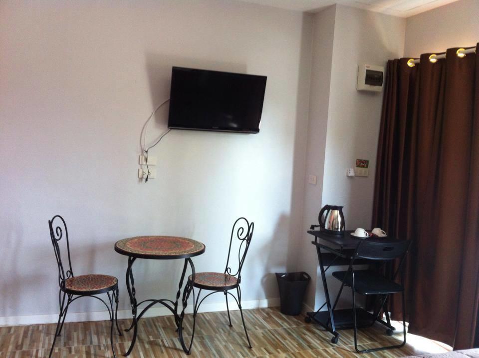 R2 Apartment Service Nakhon Ratchasima Room photo