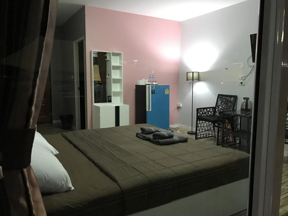 R2 Apartment Service Nakhon Ratchasima Exterior photo