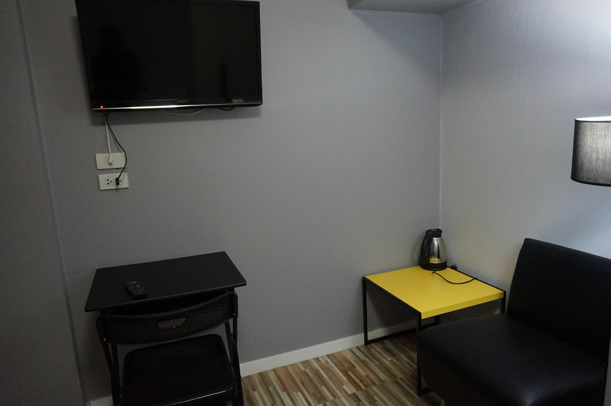 R2 Apartment Service Nakhon Ratchasima Exterior photo